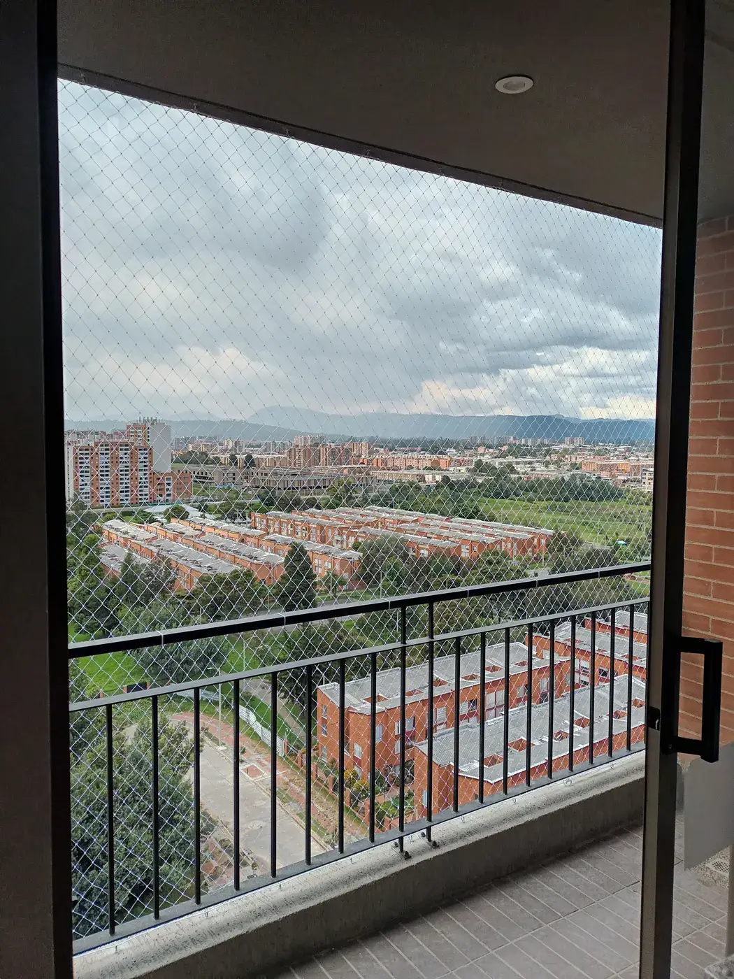 Cómo elegir mallas para tu balcón